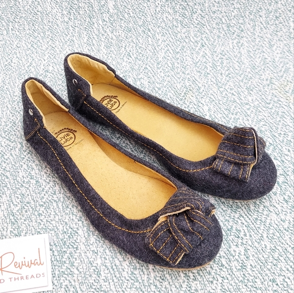 Livie & Luca Gray Wool Ballet Flats, sz 8 - Picture 2 of 6
